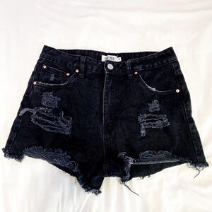 Refuge Denim ripped  Black shorts